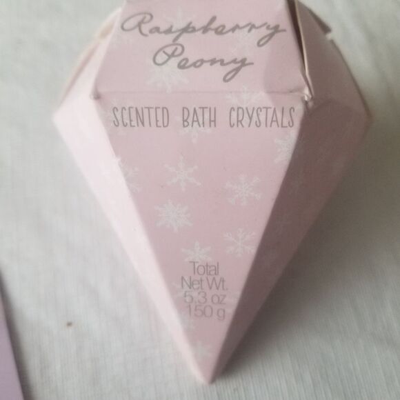 Mixed Lot of Skin Care Facial Masks and Bath Crystals Set of Skincare Products - Picture 7 of 10